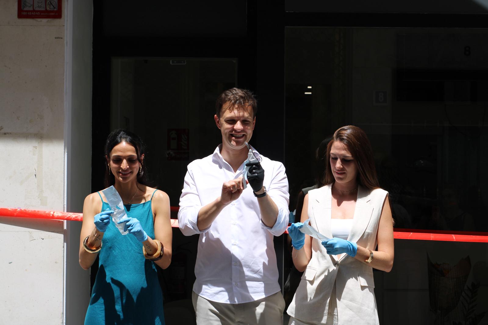 Inauguración de la clínica dental Dr. Baos en Majadahonda